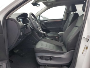 Volkswagen Tiguan III 2024 Volkswagen Tiguan SE 2024 2.0l 2.0 Benzyna 184KM, zdjęcie 7