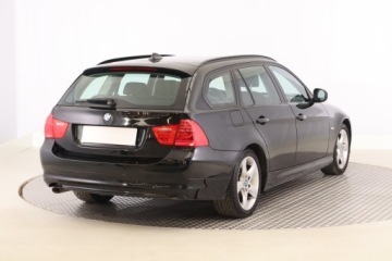 BMW Seria 3 E90-91-92-93 Touring E91 2.0 318d 143KM 2012 BMW 3 318 d, Navi, Xenon, Klima, Klimatronic, zdjęcie 4
