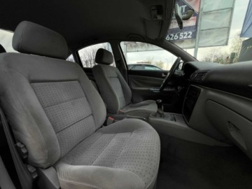 Volkswagen Passat B5 Sedan 1.9 TDI 115KM 2000 Volkswagen Passat Volkswagen Passat B5 1.9 TDI OC I PRZEGLAD DO 02.27 HA, zdjęcie 6
