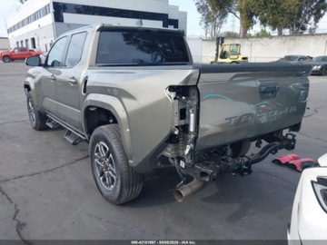 Toyota Tacoma II 2024 Toyota Tacoma SR5 Double Cab 2024 2.4l 2.4 Benzyna 278KM, zdjęcie 3