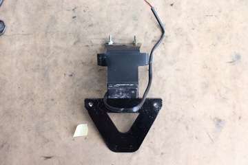 KAWASAKI Z800 Z 800 КРОНШТЕЙН ДЛЯ КРЕПЛЕНИЯ НА ПЛАТУ 13-1