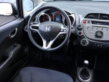 Honda Jazz III 1.2 i-VTEC 90KM 2008 Honda Jazz 1.2 i-VTEC, Salon Polska, Serwis ASO, zdjęcie 6