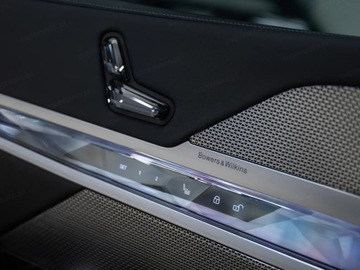 BMW Seria 7 G70 Sedan 3.0 40d 299KM 2025 BMW Seria 7 740d xDrive Sport Sedan 3.0 (299KM) 2025, zdjęcie 13