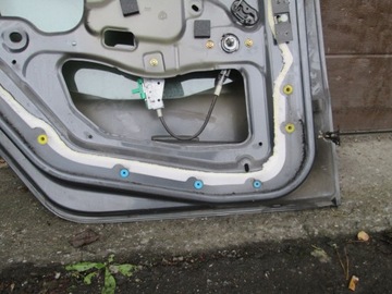 DVEŘE LEVÉ LEVÝ ZADNÍ FIAT PUNTO II 5D