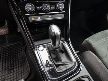 Volkswagen Touran III 2.0 TDI 150KM 2018 VOLKSWAGEN Touran 2.0 TDI DSG Minivan 150KM 2018, zdjęcie 20