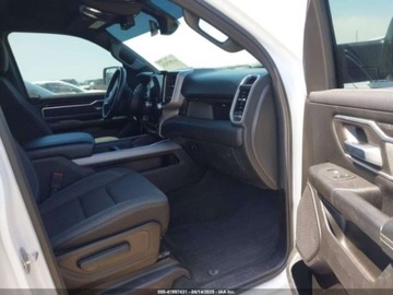  RAM 1500 2023r., Big Horn 5.7 Benzyna 395KM, zdjęcie 8