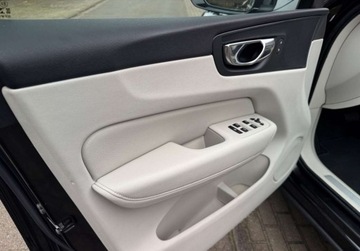 Volvo XC60 2020 Volvo XC 60 D4 FullLed El.Klapa Podgrzewane Fotele Skora Kamera Serwis Pie, zdjęcie 19