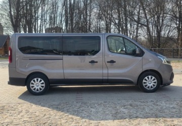Renault Trafic III 2020 Renault Trafic 9 osobowy Nadmuchy na tyl Automat 170KM SalonPL Serwisowany, zdjęcie 3