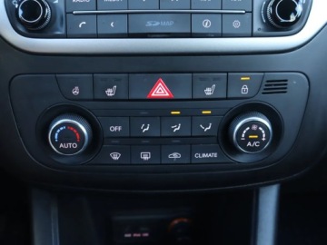 Kia Venga Mikrovan Facelifting 1.6 DOHC 124KM 2016 Kia Venga 1.6 CVVT, Salon Polska, 1. Właściciel, zdjęcie 12