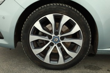 Renault Megane IV 2020 Renault Megane E-Tech Plug-in, Salon Polska, zdjęcie 11