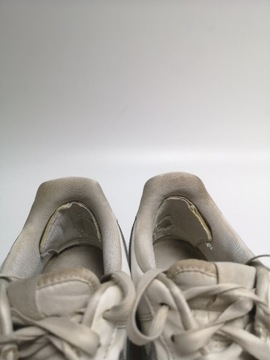 Кроссовки Nike AIR FORCE 1 '07 Низкие, белые с серебристым логотипом 42.5