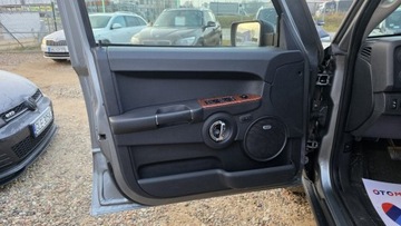 Jeep Commander 2008 Jeep Commander automat 4x4, zdjęcie 9