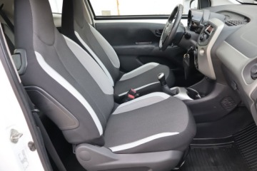 Toyota Aygo I Hatchback 5d Facelifting 1.0 VVT-i 68KM 2014 Toyota Aygo 1.0 VVT-i, Salon Polska, zdjęcie 8