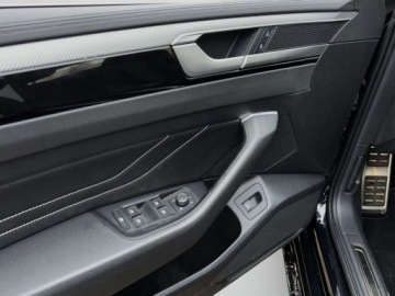 Volkswagen Arteon Fastback Facelifting 2.0 TSI 190KM 2022 Volkswagen Arteon 2.0TSI 190KM Elegance DSG SerwisASO Acc Led Vitrual Keyl, zdjęcie 17