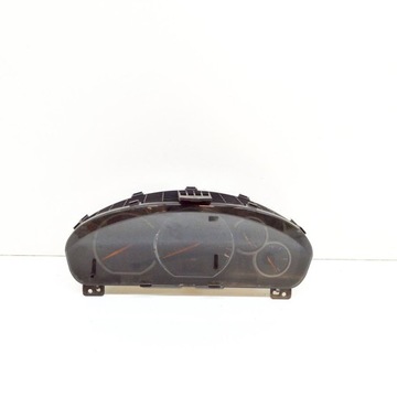 MITSUBISHI GRANDIS 2004 PŘÍSTROJOVÁ DESKA / TACHOMETR