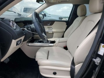 Mercedes GLB 2023 Mercedes-Benz GLB 2023 Mercedes-Benz GLB 250 2.0 Benzyna 221KM, zdjęcie 7