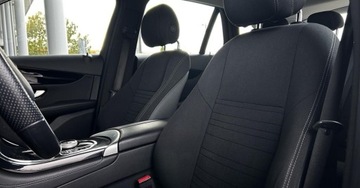 Mercedes GLC C253 SUV 2.0 250 211KM 2018 Mercedes-Benz GLC SalonPL GLC 250 4Matic LED Podgrzewane Fotele CarPlay Od, zdjęcie 9