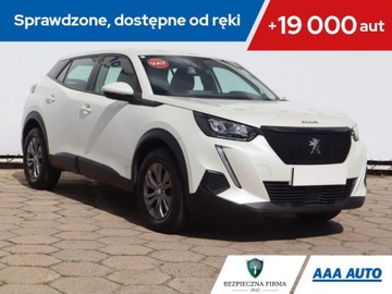 Peugeot 2008 II SUV 1.2 PureTech 130KM 2020 Peugeot 2008 1.2 PureTech, Salon Polska