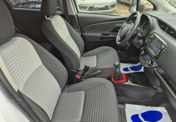Toyota Yaris III Hatchback 5d Facelifting 2017 1.5 Dual VVT-iE 111KM 2017 Toyota Yaris Super stanTylko 99.000km 1.5 Benzyna 112KM, zdjęcie 14