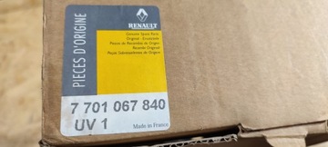 RENAULT TWINGO II PODHLAVNÍK SEDAČKY ORIGINÁLNÍ PŘEDNÍ