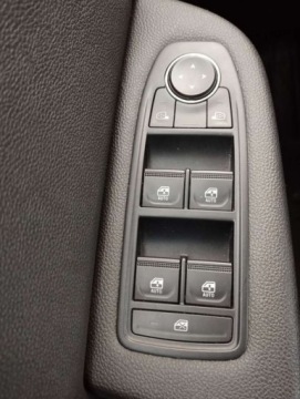 Renault Clio V Hatchback 5d 1.0 TCE 100 LPG 100KM 2021 Renault Clio 1.0Tce 100KM LPG BenzynaLPG 100KM, zdjęcie 27