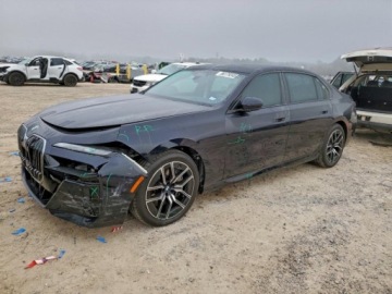 BMW Seria 7 G70 2024 BMW Seria 7 BMW serii 7 760i xDrive Sedan z 2024 roku , od ubezpieczalni, zdjęcie 2