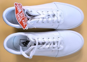 КАРТОННАЯ КОРОБКА СМЕСЬ ЖЕНСКОЙ ОДЕЖДЫ И ОБУВИ | ECCO, PUMA, VANS, GEOX 24 шт.