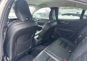 Volvo S60 III Sedan 2.0 T4 190KM 2020 Volvo S60 2.0B 190KM 2020r. Salon Polska F-Vat 23 2.0 Benzyna 190KM, zdjęcie 8