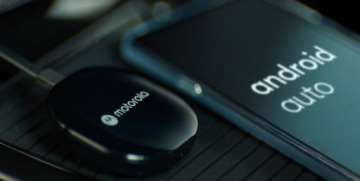 Автомобильный адаптер MOTOROLA MA1 Android Auto