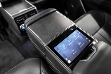 Land Rover Range Rover V SWB 4.4 P535 530KM 2022 Land Rover Range Rover V8 530KM First Edition LWB., zdjęcie 35