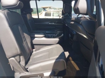 Jeep Wagoneer II 2024 Jeep Grand Wagoneer Series II 2024 3.0l 3.0 Benzyna 510KM, zdjęcie 12