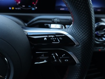 Mercedes Klasa A W177/V177 Hatchback Facelifting 1.3 200 163KM 2023 Mercedes A A 200, Salon Polska, Serwis ASO, zdjęcie 15