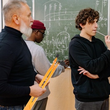 NAUCZYCIELE NARZĘDZIE NAUCZANIA KOMPASY SZKOŁA RYSUNKU