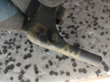 ПЕТЛЯ ДВЕРИ OPEL ASTRA J ПЕРЕДНЯЯ ЛЕВАЯ ИЛИ ПРАВАЯ