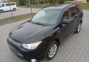 Mitsubishi Outlander III 2014 Mitsubishi Outlander Zarejestrowany - ubezpieczony - automat - 2,0 - 121 KM, zdjęcie 4