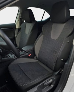 Skoda Octavia IV Liftback 1.5 TSI EVO 150KM 2024 Skoda Octavia Virtual Cockpit - Tempomat - Podgrz. fotele-szyba-kierownica, zdjęcie 31