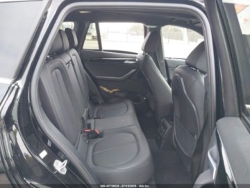 BMW X1 F48 2021 BMW X1 2021 BMW X1 xDrive28i Sports Activity Vehicle 2.0 Benzyna 228KM, zdjęcie 6