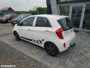 Kia Picanto II Hatchback 5d 1.0 69KM 2014 Kia Picanto Kia Picanto 1.0 Dream Team Edition Benzyna 69KM, zdjęcie 1