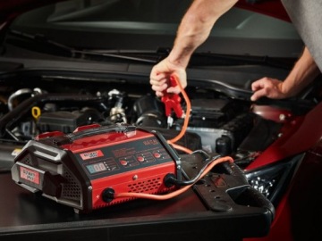 Автомобильное зарядное устройство Ultimate Speed ​​ULG 17 A1