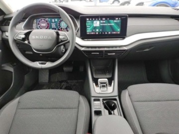 Skoda Octavia IV Liftback 1.5 TSI EVO 150KM 2024 Skoda Octavia FV23 LEDmatrix el.klapa keyless kamera ASO Rata od 1200 PLN, zdjęcie 9