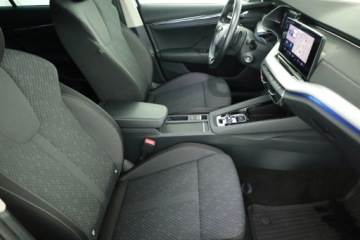 Skoda Octavia IV Kombi 2.0 TDI 150KM 2022 Skoda Octavia 2.0 TDI, Salon Polska, zdjęcie 6