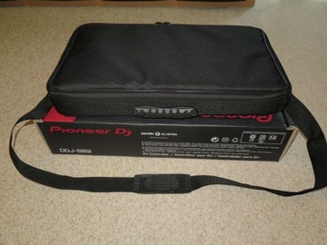 ЧЕХОЛЫ ДЛЯ ЧЕХОЛОВ Hercules DJControl Inpulse 300