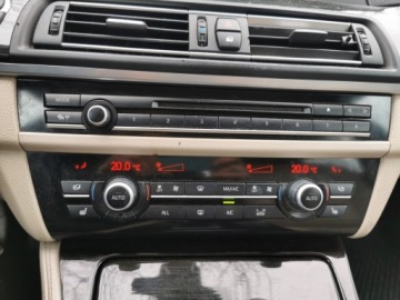 BMW Seria 5 F10-F11 Limuzyna 525d 218KM 2013 BMW 525d Xdrive * 4x4 * Automatyczna skrzynia * ASO do 2023, zdjęcie 27