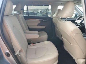 Toyota Highlander III 2022 Toyota Highlander Hybrid Platinum 2022 2.5l 2.5 Hybryda 243KM, zdjęcie 11