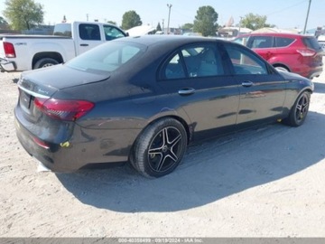 Mercedes Klasa E W214 2023 Mercedes-Benz Klasa E 450, 2023r., 4x4, 3.0L 3.0 Benzyna 362KM, zdjęcie 2