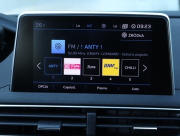 Peugeot 3008 II Crossover 1.2 PureTech 130KM 2018 Peugeot 3008 1.2 PureTech, Salon Polska, zdjęcie 11