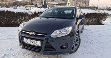 Ford Focus III Sedan Facelifting 1.0 EcoBoost 100KM 2014 Ford Focus Wzorowy Klima - Tempomat - Parkasist - Alufelgi - Zarejestrowa