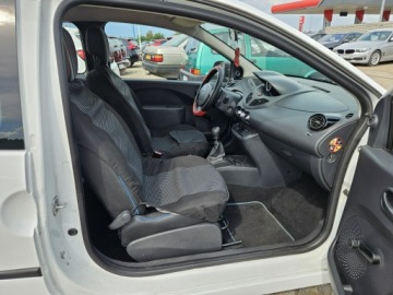 Renault Twingo II Hatchback 3d Facelifting 1.2 16V 75KM 2014 Renault Twingo 1,2 benzyna 75KM, zdjęcie 6