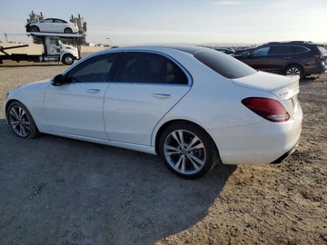 Mercedes Klasa C W205 2018 Mercedes-Benz Klasa C 2018 MERCEDES-BENZ C 300 2.0 Benzyna 241KM, zdjęcie 4