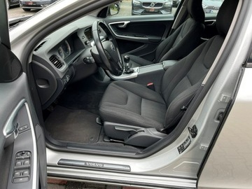 Volvo S60 II Sedan 1.6 T3 150KM 2013 Volvo S60 1.6 150 KM Xenony Podgrzewane fotele, zdjęcie 10